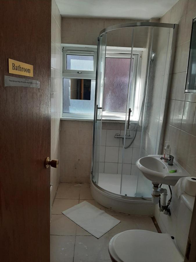 لندن Single Bedroom With Wifi Off Bricklane 3 المظهر الخارجي الصورة